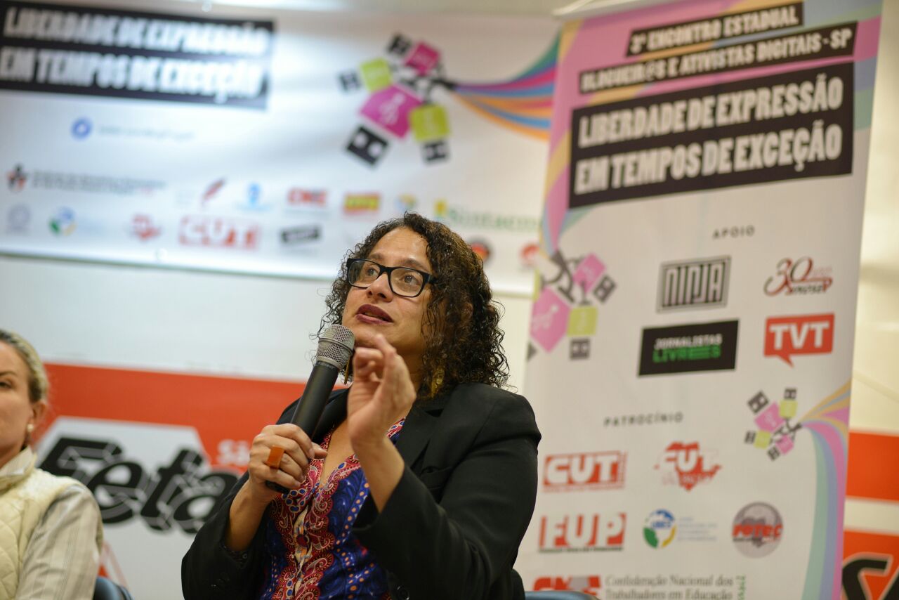 Luciana Santos: 'Em um ano de golpe, vivemos uma década de retrocessos'